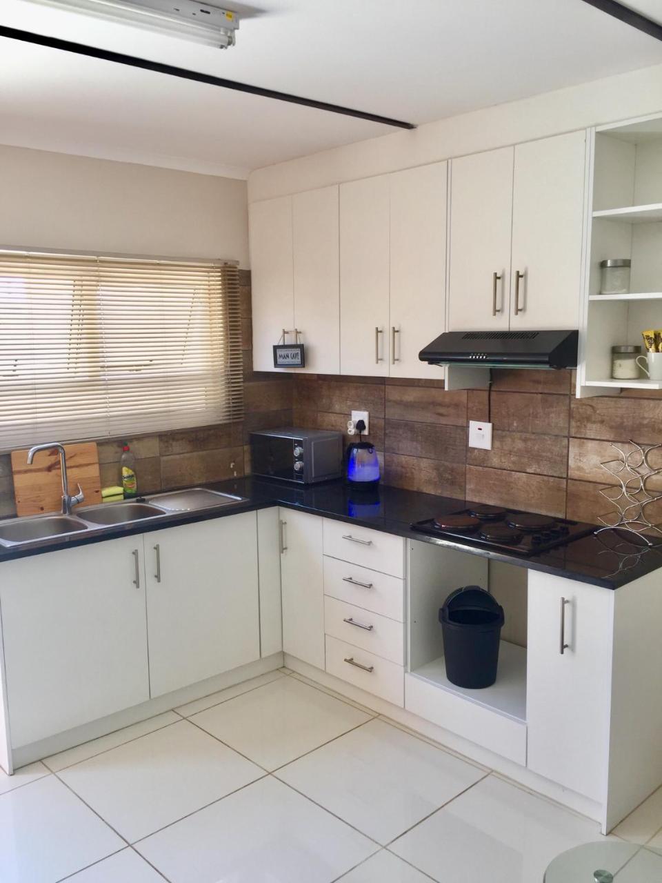 Man Cave Suite Swakopmund Eksteriør billede